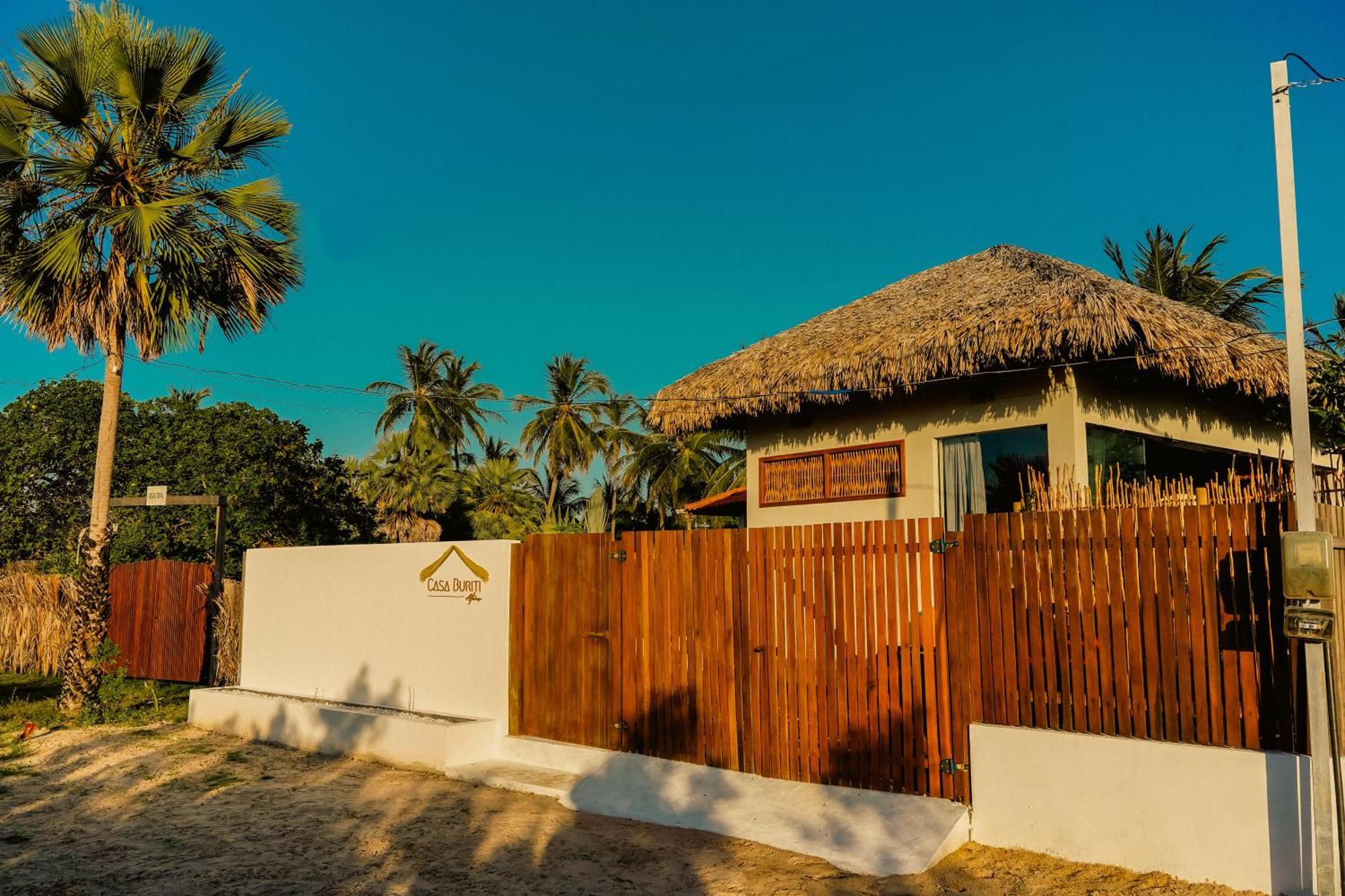 Pousada Casa Buriti - Атинс Экстерьер фото